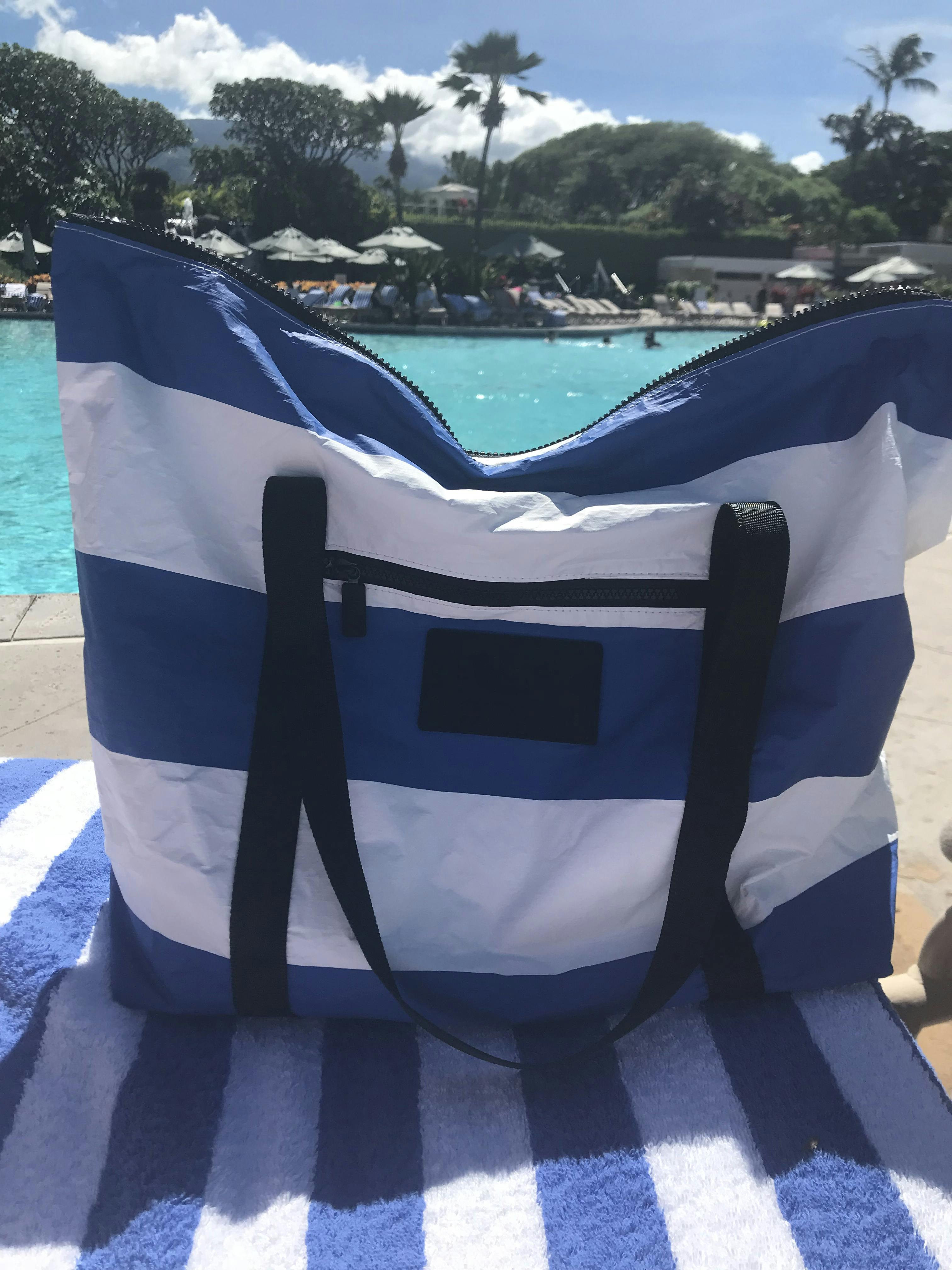 large waterproof tote bag with zipper